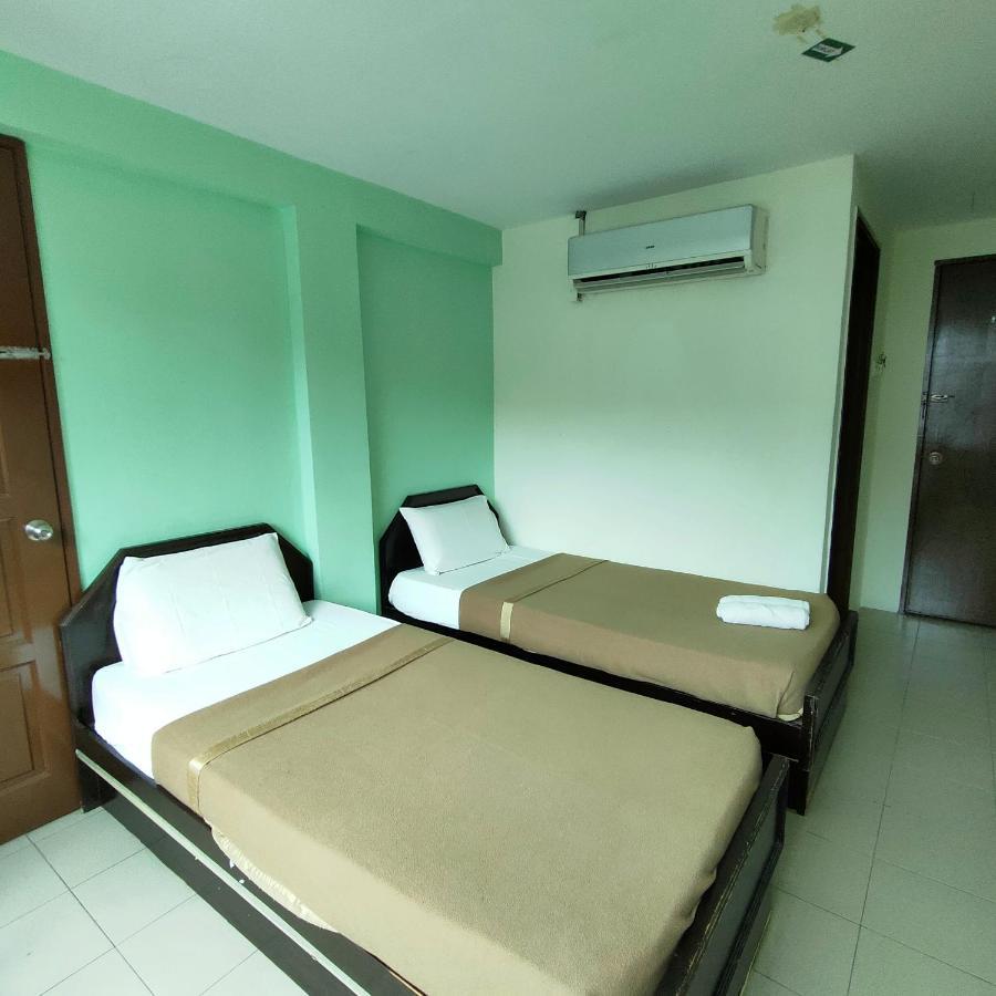 Best One Hotel Malacca Exterior photo