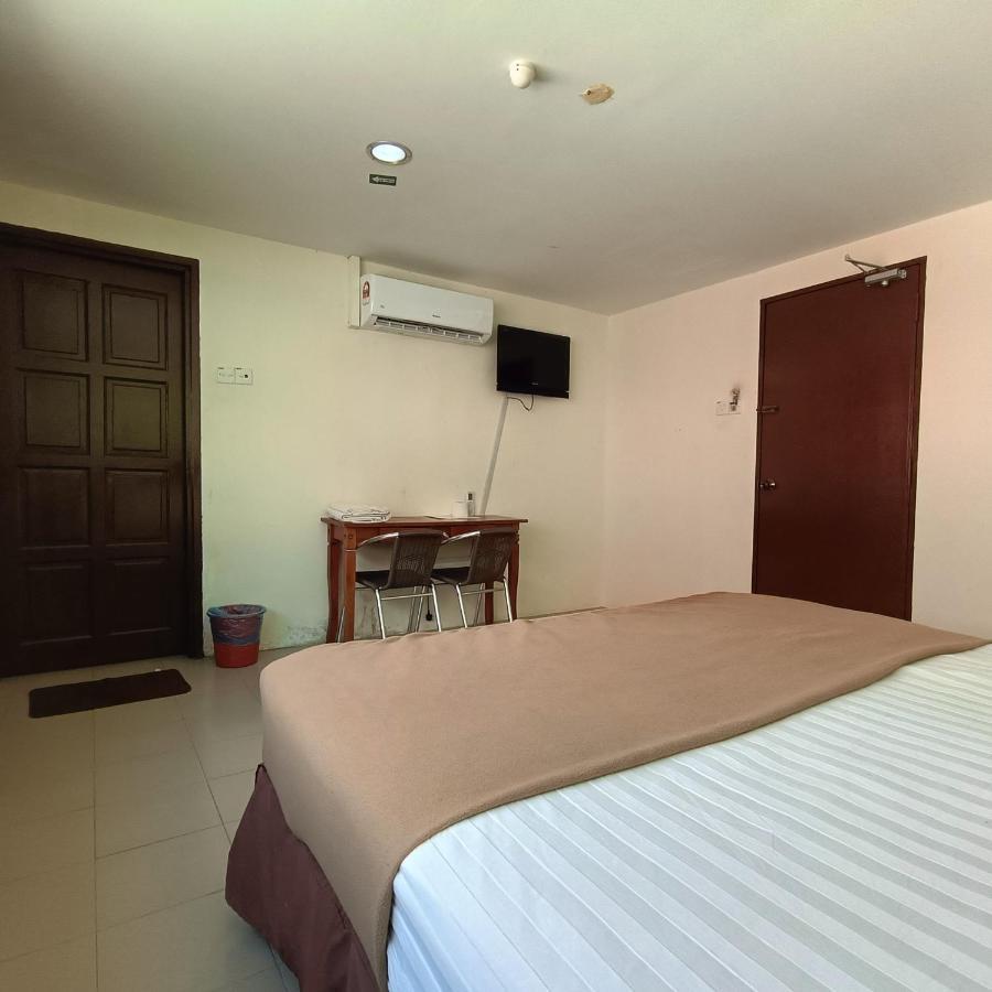 Best One Hotel Malacca Exterior photo
